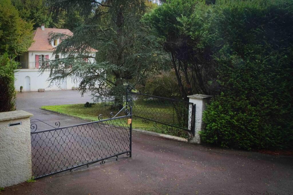 La Claperie, Familial, Parc Et Piscine Βίλα Brantôme Εξωτερικό φωτογραφία